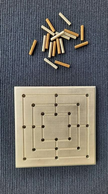 Giochi: Mühlespiel in Metall – Usato da Giswil venduto da aethra 2