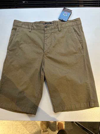 Paul & Shark Bermuda olive, Gr. 50, neu