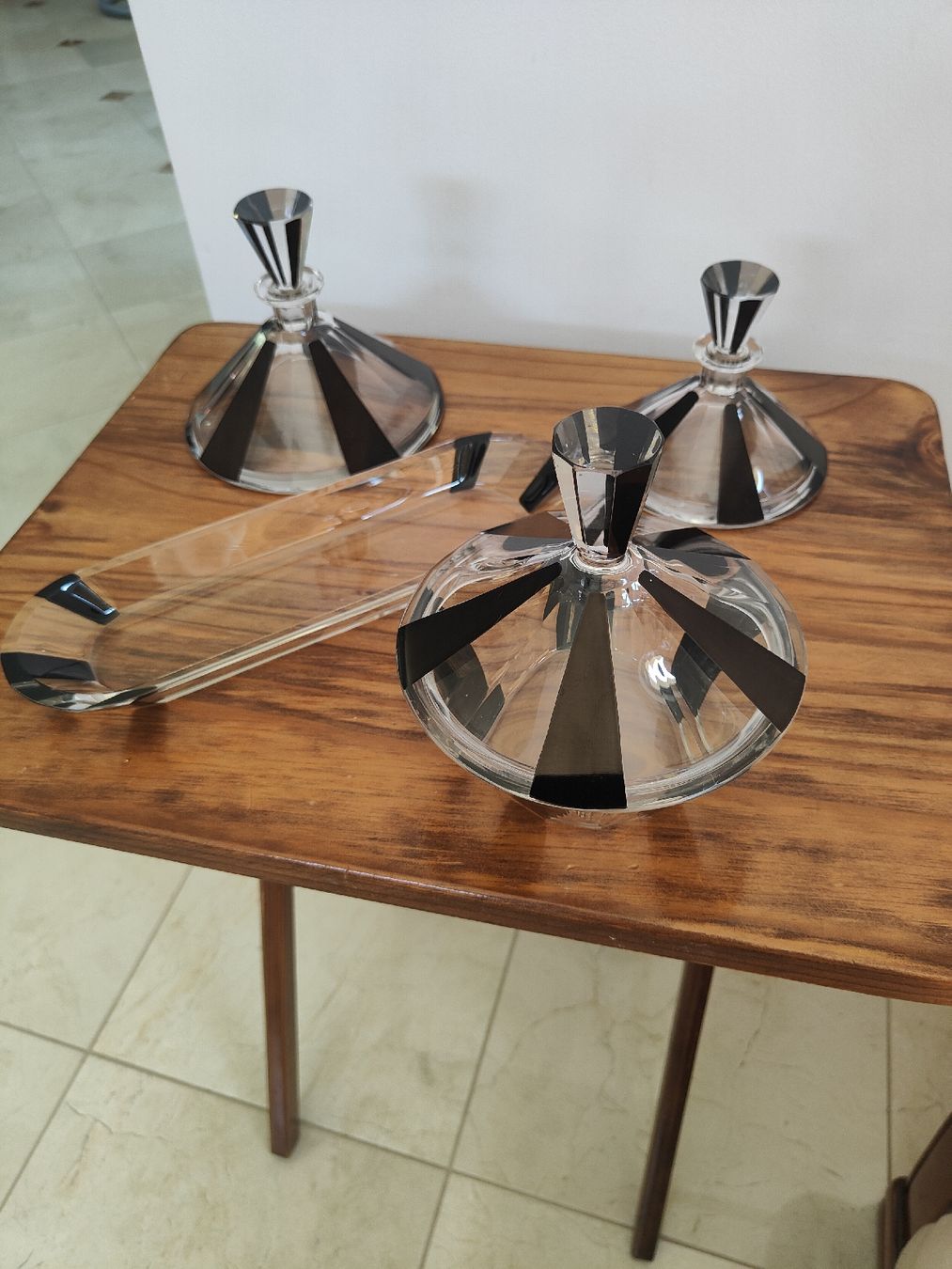 Set di piatti: Ensemble Art-déco – Usato da Courtelary venduto da Mini610 1