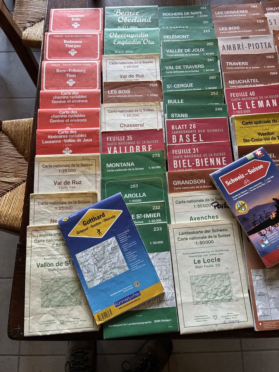 Cartine & Atlanti: Lot divers cartes de géographie  – Usato da Les Bayards venduto da Mutz51 2