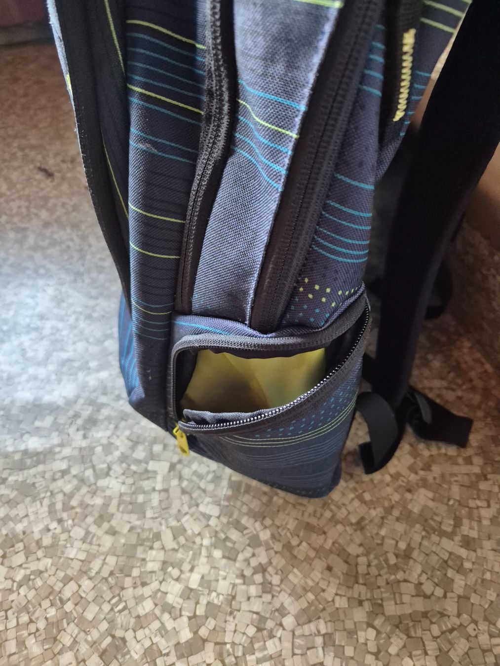 Dakine Zaini: Rucksack Dakine Campus - blau/gelb 33L – Usato da Brienz BE venduto da swimfreaky 4