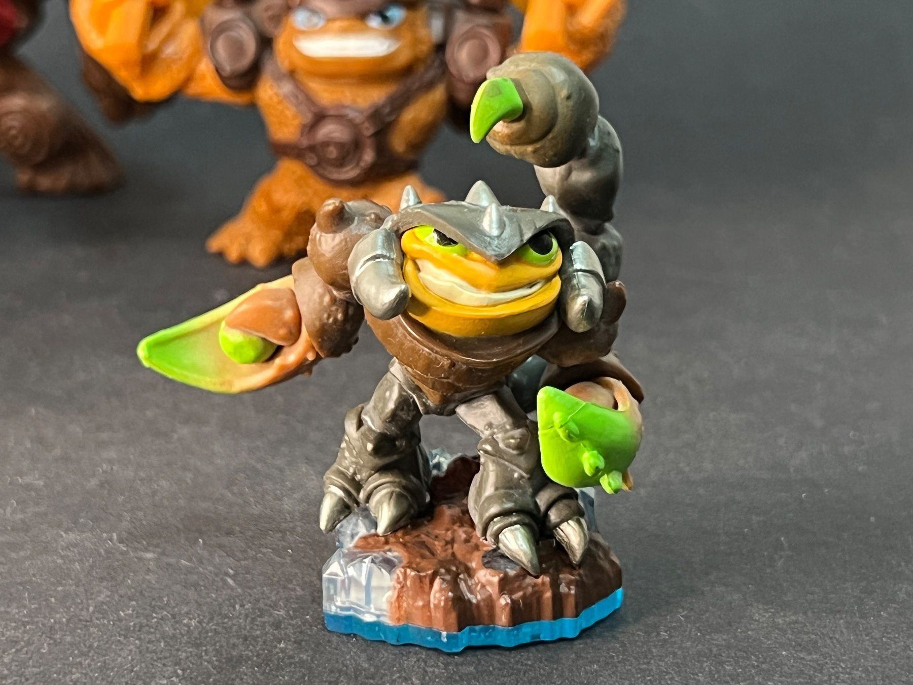 Statuette: Skylanders Spielfiguren – Usato da Ennetbaden venduto da mapa05 5