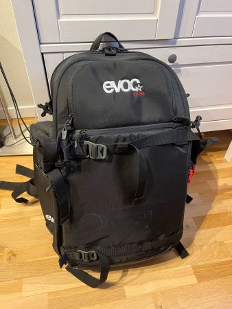 EVOC CP 26L Kamerarucksack schwarz guter Zustand