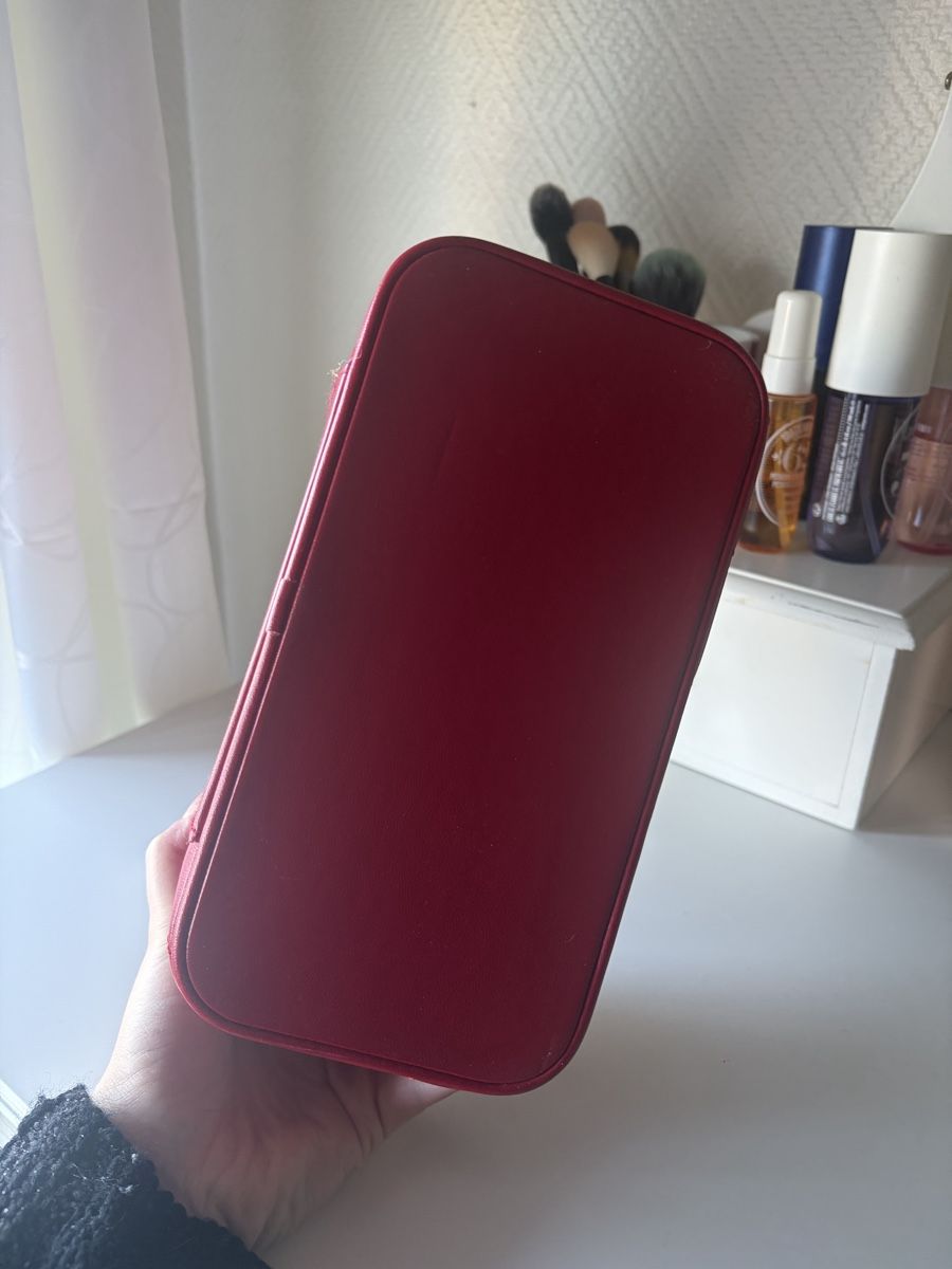 Saint Laurent Custodie per cosmetici: Ysl Beautycase  – Usato da Basel venduto da Brunner.T 5