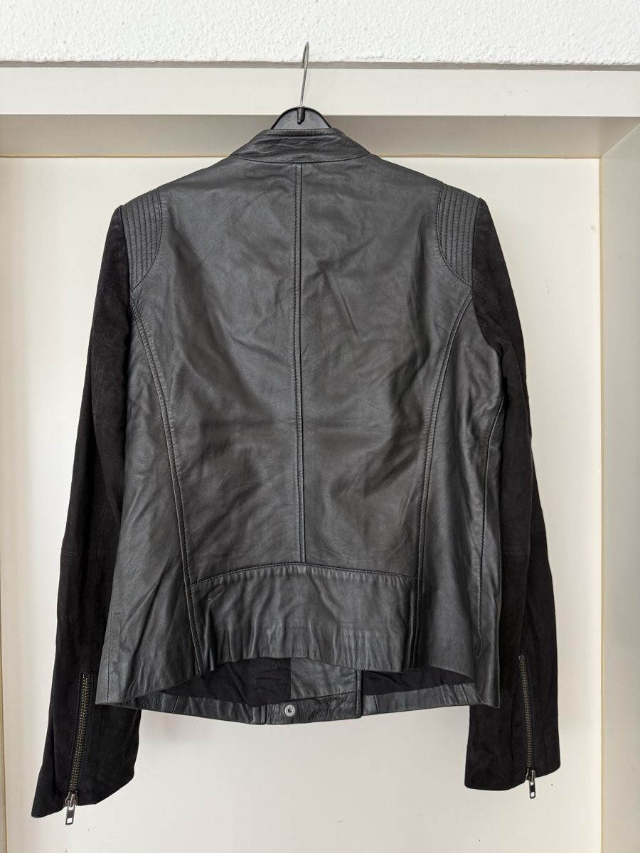 Caroll Jacken: Caroll Leather Jacket Black Size 38 good condition – Gebraucht aus Buchs SG von ayt_87vv 1