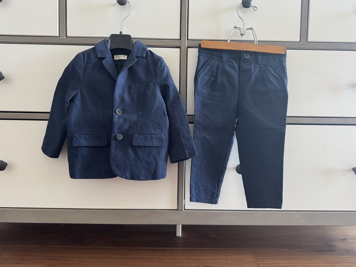 Mango Ensembles: Mango Linen Suit, size 92cm, Navy Blue - Perfect for Spring! – D'occasion à Diessenhofen par mar_8cyl