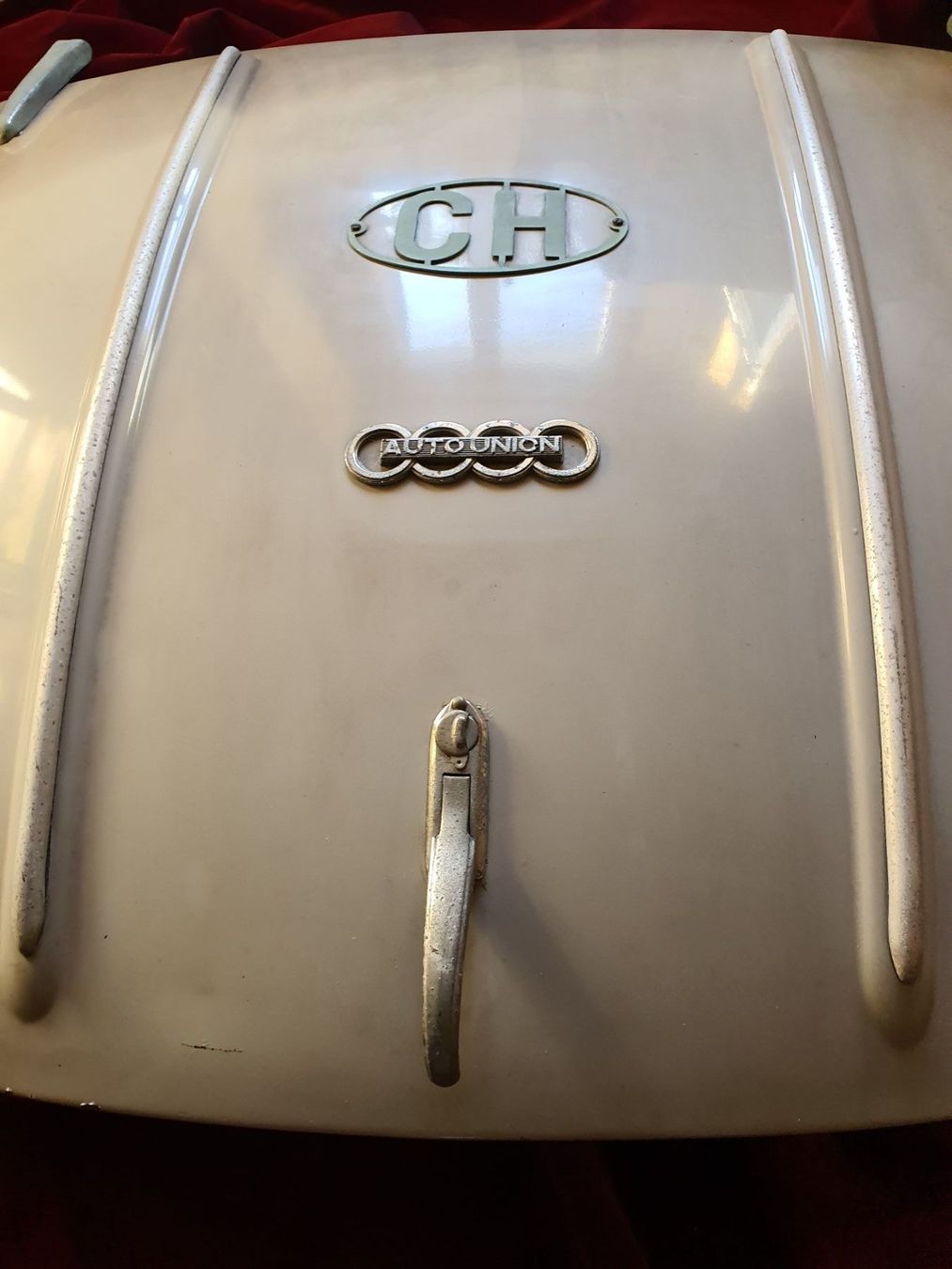 Audi Tutti i ricambio: Auto Union Heckklappe – Usato da Wangen b. Olten venduto da Hecht62xyz 3
