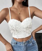 Haut blanc à fleurs brodées taille M