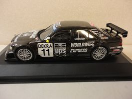 Minichamps 1:43 Mercedes Team AMG