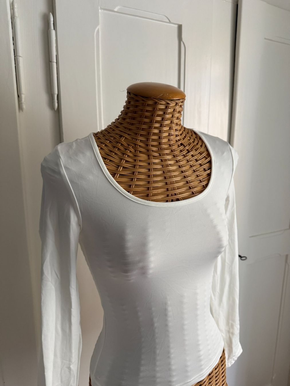 Shein T-shirt: Langarmshirt weiss stretch XS – Usato da Zürich venduto da Diazaio 1