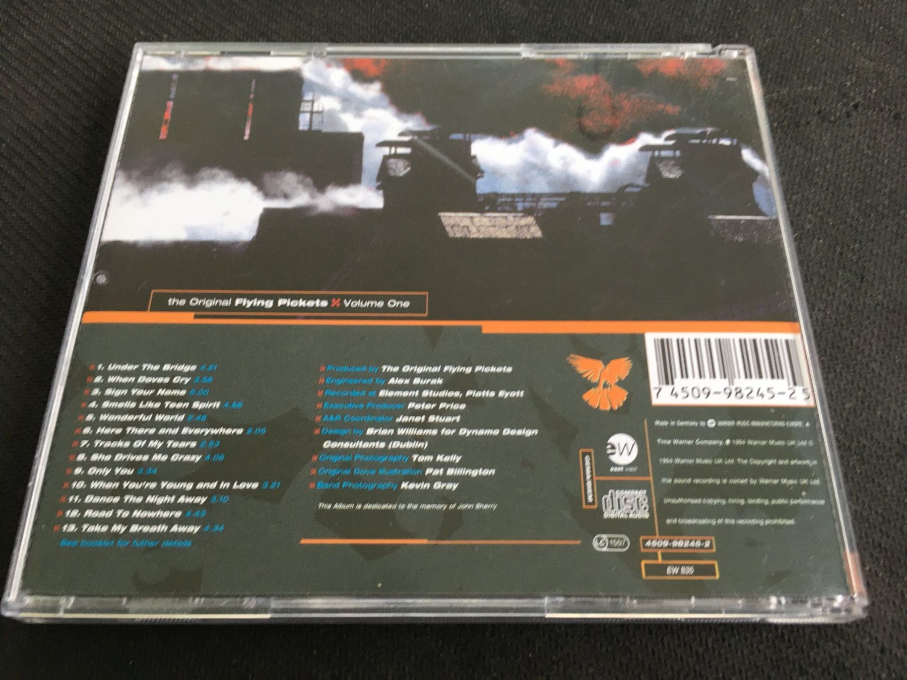 CDs: The original Flying Pickets - Volume One -CD- – Gebraucht aus St.Gallen von MedienJoe 2