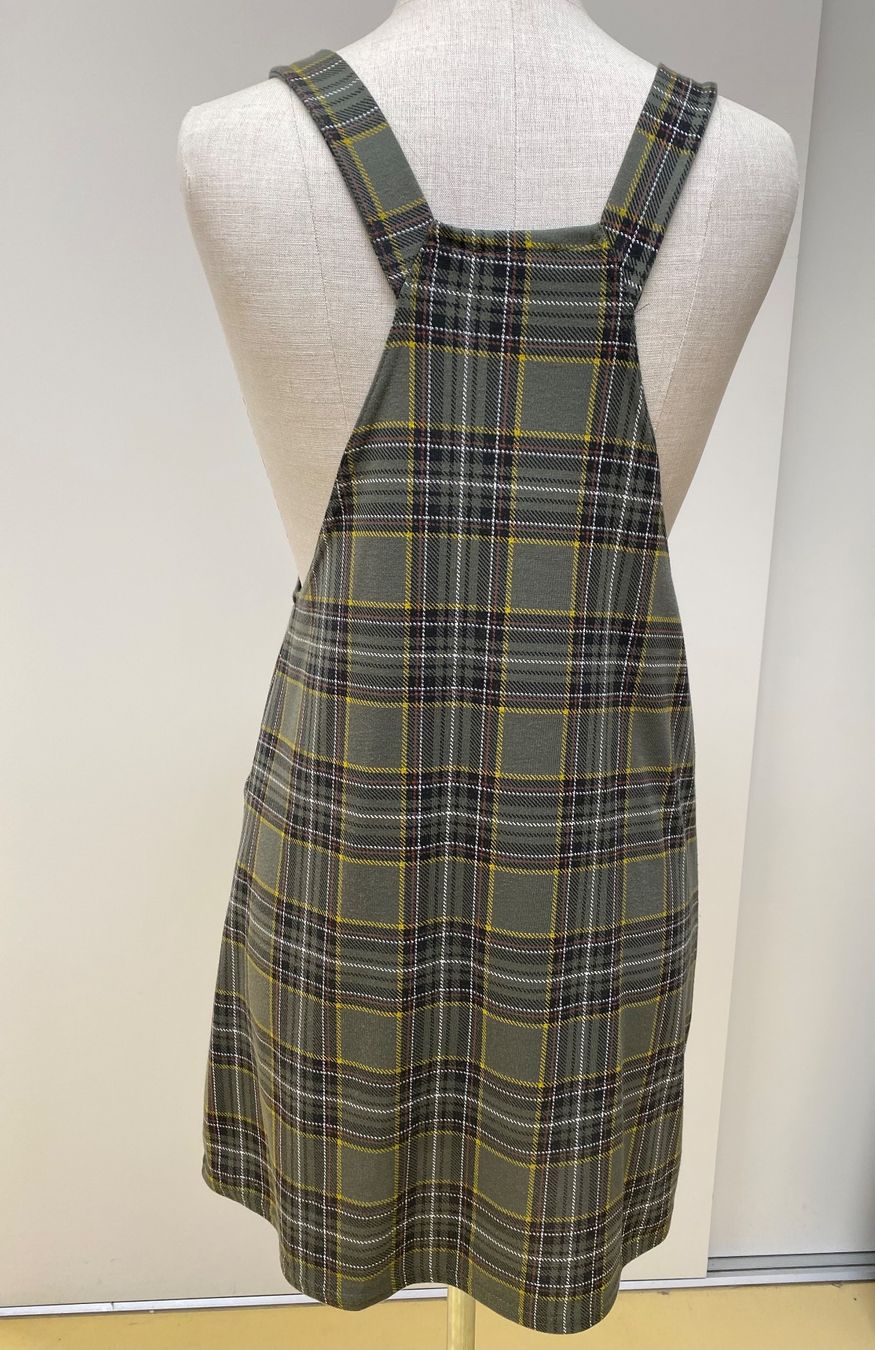 New Look Kleider: Grünes Karo Latzkleid, Grösse 40 – Gebraucht aus Kilchberg ZH von lin_9p9m 1