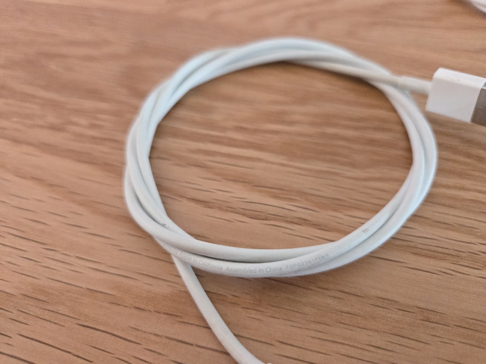 Apple Kabel: Apple usb-a lightning kabel – Gebraucht aus Biberist von Volo28 1