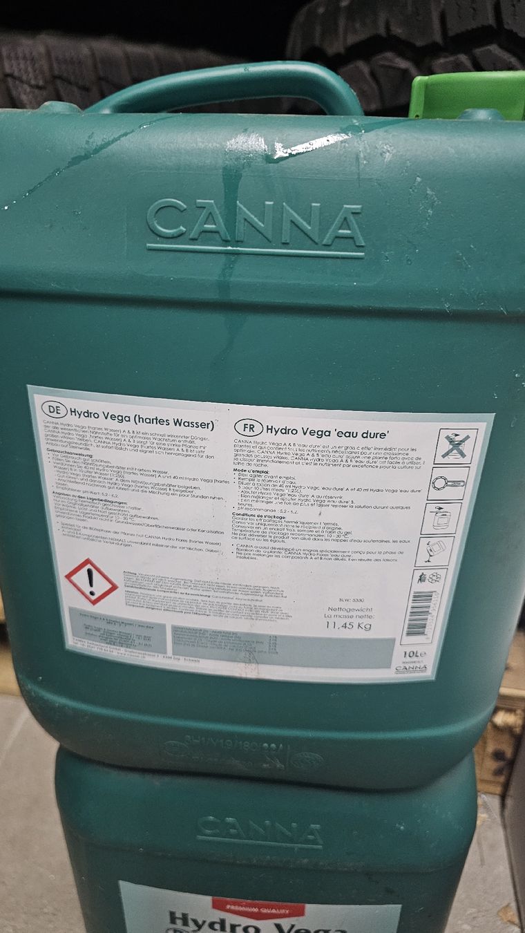 Piante & sementi: Canna, Hydro Vega A, Dünger, Grow – Nuovo (secondo la descrizione) da Rheinfelden venduto da Moeoep 1