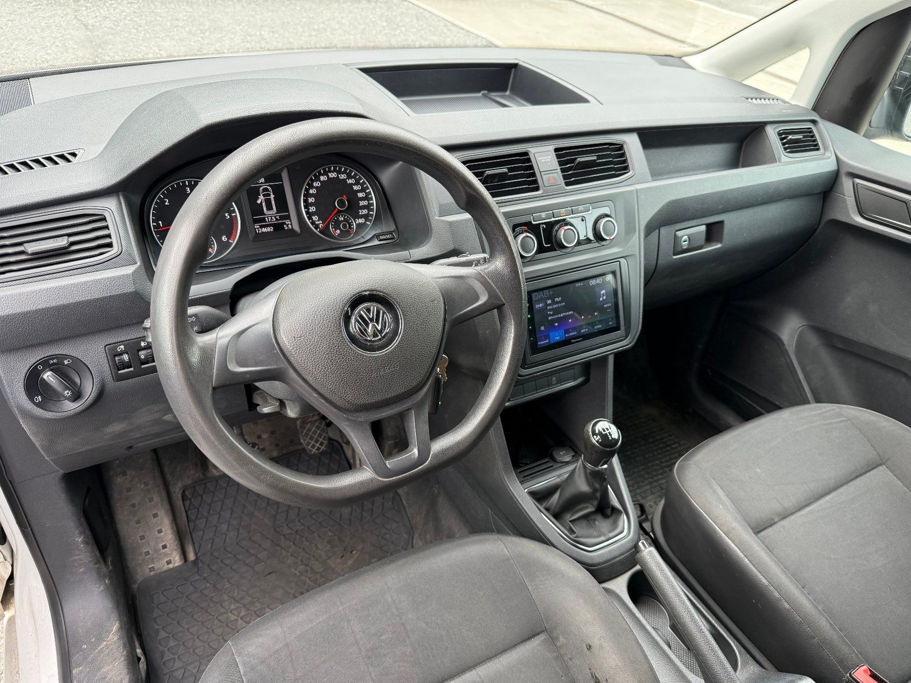 VW Veicoli commerciali: VW Caddy Kombi 2.0 TDI 4 Motion – Usato da Heiden venduto da Olii 7