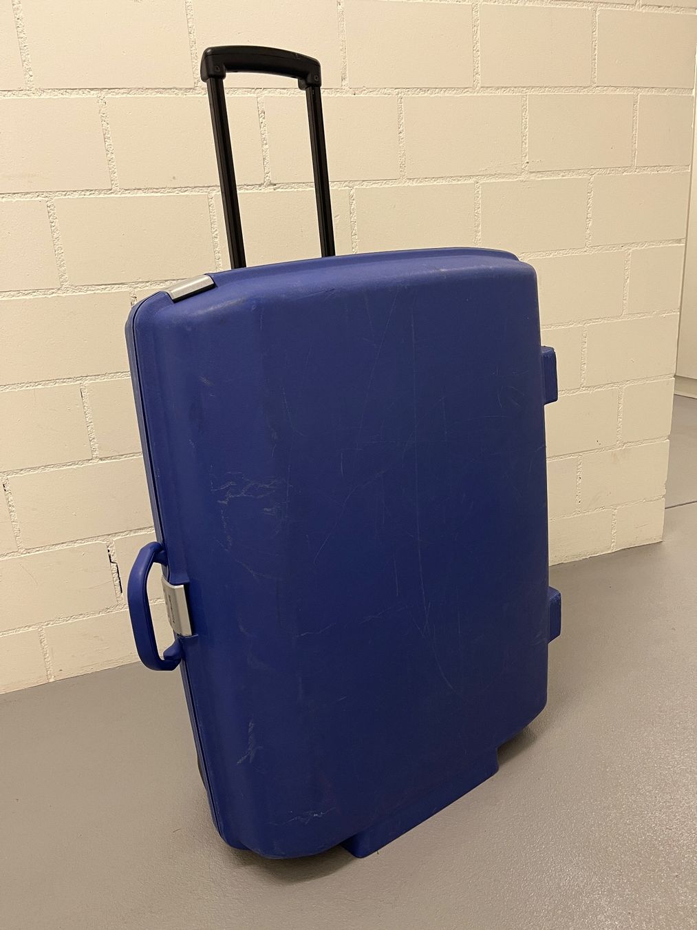 Samsonite Valigie: Top Samsonite Hartschalenkoffer blau – Usato da Schaffhausen venduto da Marlies777