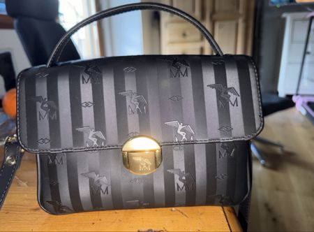 Maison Mollerus Handtasche schwarz Streifenmuster