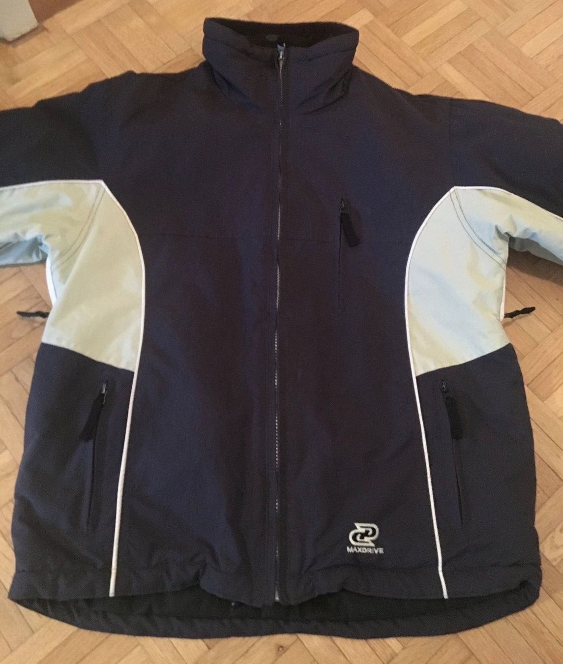 Board: Snowboardjacke MAX DRIVE – Usato da Zürich venduto da Tzhkely24 2