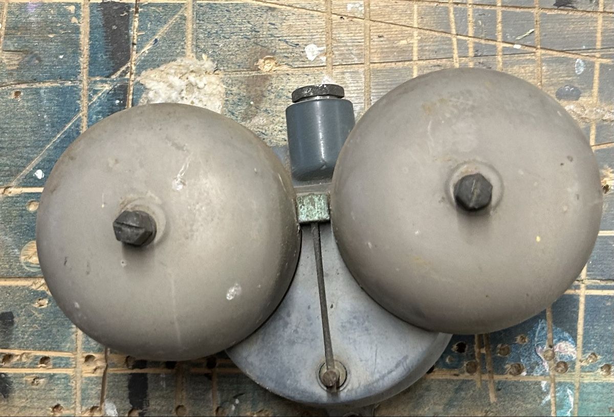 Téléphones: Telefonglocke – D'occasion à Utzenstorf par MigguZ