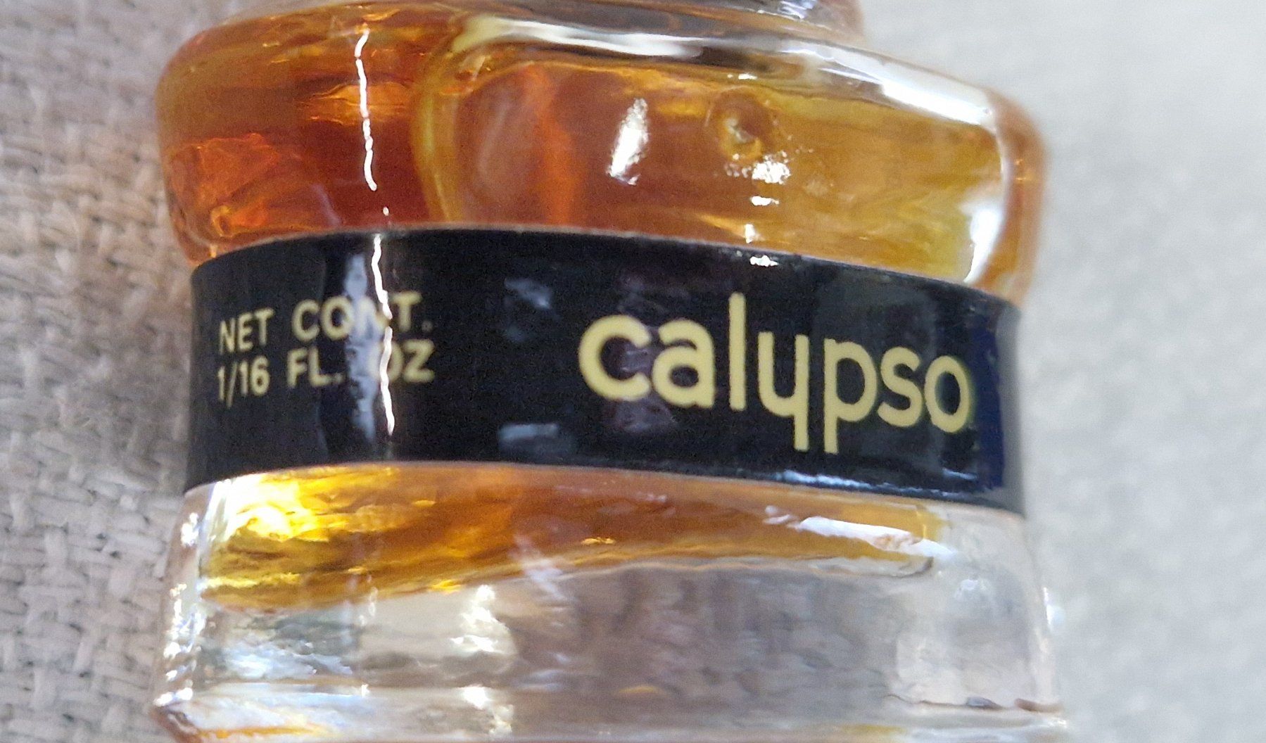 Parfums & Eau de Toilette: MINIATÜR PARFÜM CALYPSO – D'occasion à Bilten par Mic2022 3
