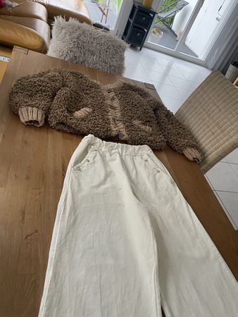 Zara set, Strickjacke braun und Hose cremeweiss. S. Neu!