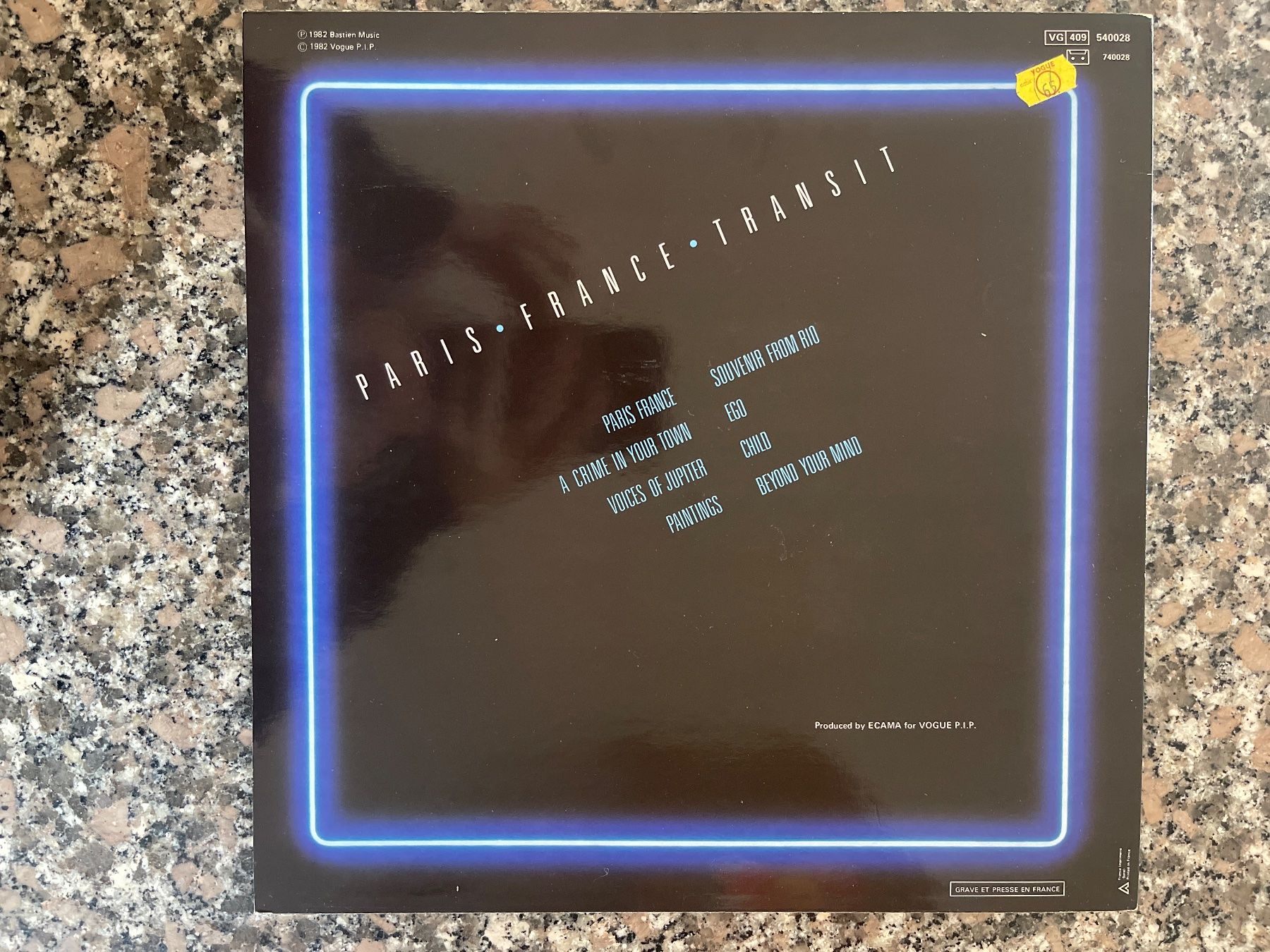 Dischi in vinile: A220/Paris France Transit – Usato da Frutigen venduto da Philippe_jsp 1
