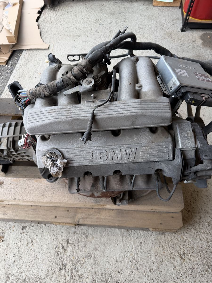 BMW Motori: BMW E30 318 Motor und Getriebe – Difettoso da Hofstatt venduto da mar_t9pc 2