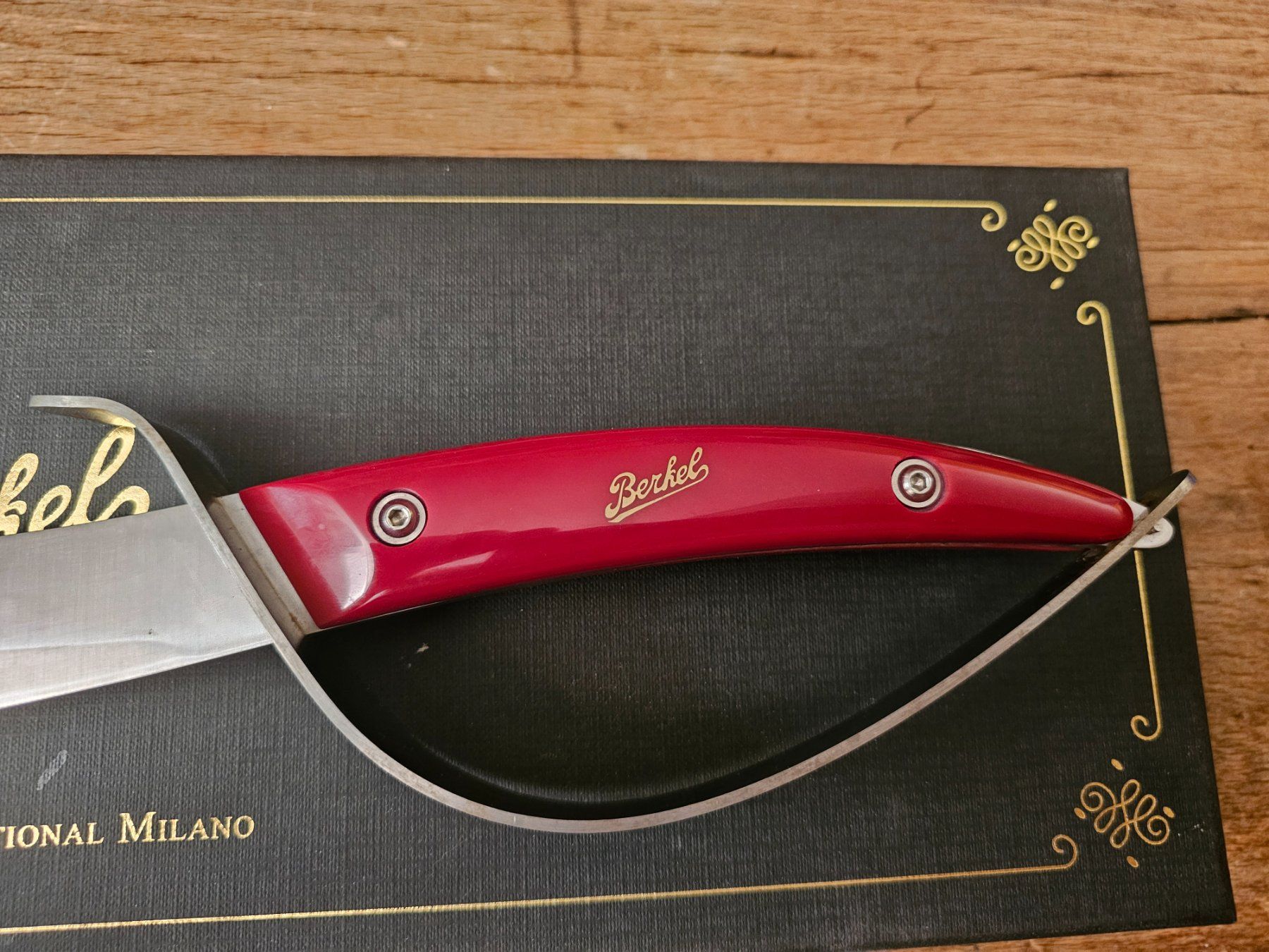 Berkel Coltelli da cucina: BERKEL Champgnersäbel Elegance 45 cm – Usato da Monte Carasso venduto da giave 4
