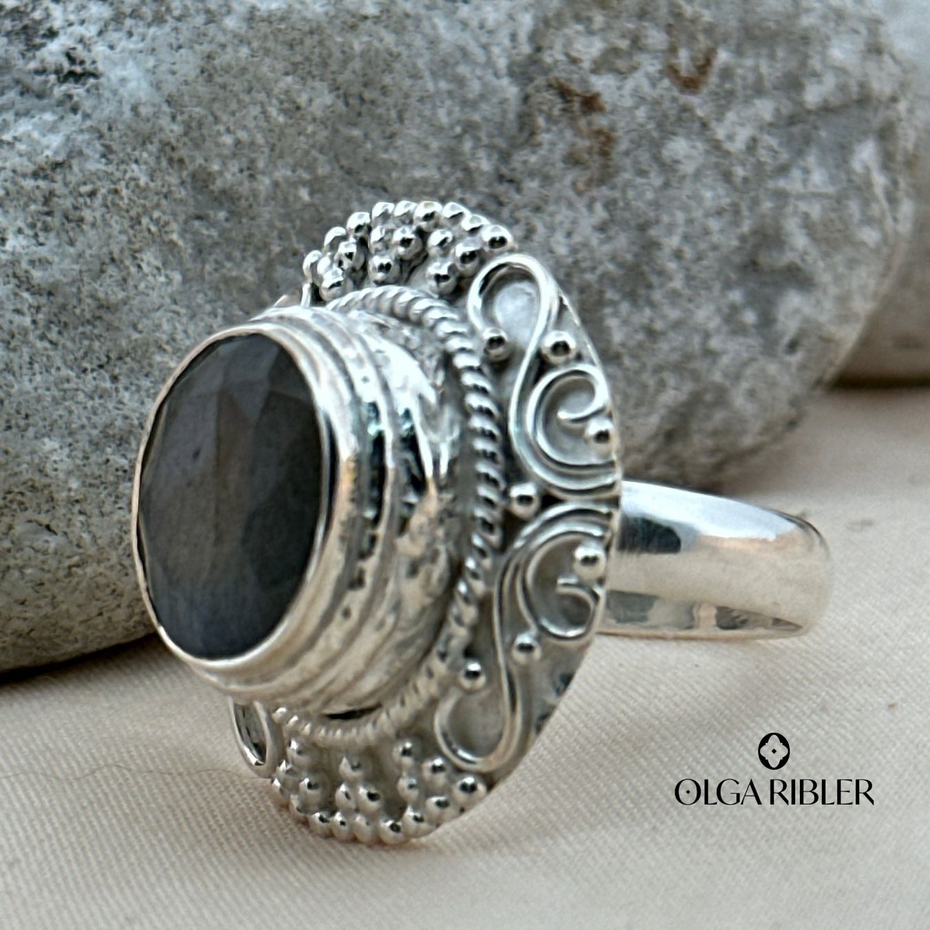 Olga Ribler Anelli: Labradorit Ring Sterling Silber 28 Gramm Ringgrösse 60 – Nuovo (secondo la descrizione) da Luzern venduto da Schmuckoutlet 7
