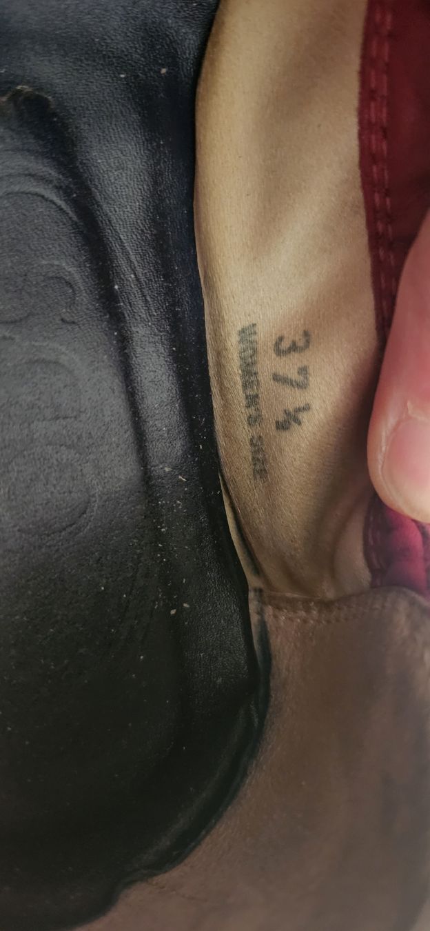 Tod'S Scarpe da donna: Ballerines TOD'S en daim rose, taille 37.5 – Usato da St-Légier-Chiésaz venduto da myrtille74 4