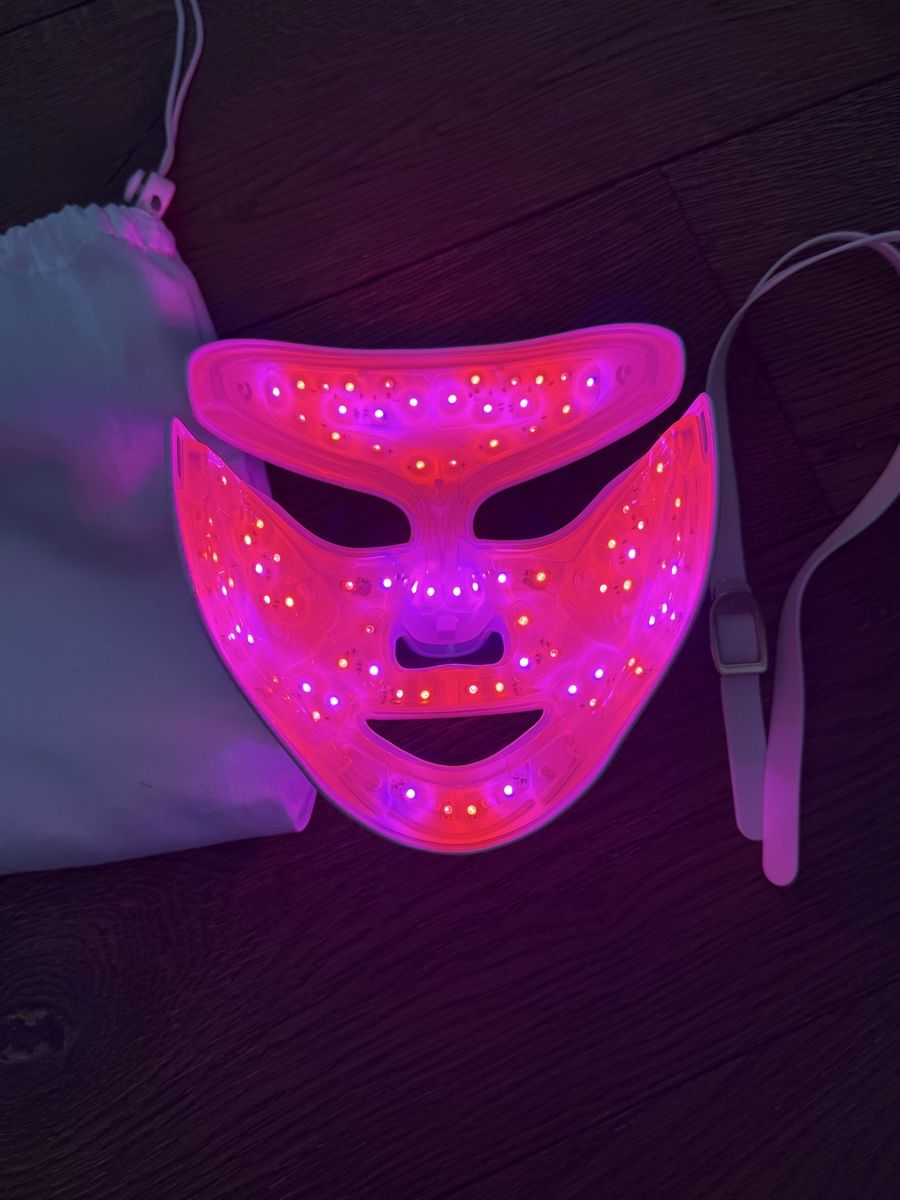 Soins du visage: DR DENNIS GROSS FaceWare Pro - LED-Gesichtsmaske  – D'occasion à Pfäffikon SZ par NicMarKom 4
