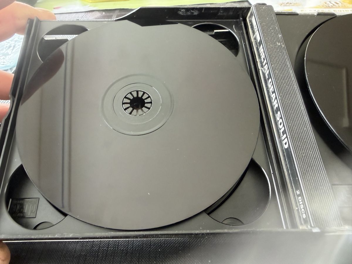 Spiele: Jeu PS : METALGEAR SOLID (PAL) – Gebraucht aus Savigny von Matgab94 5