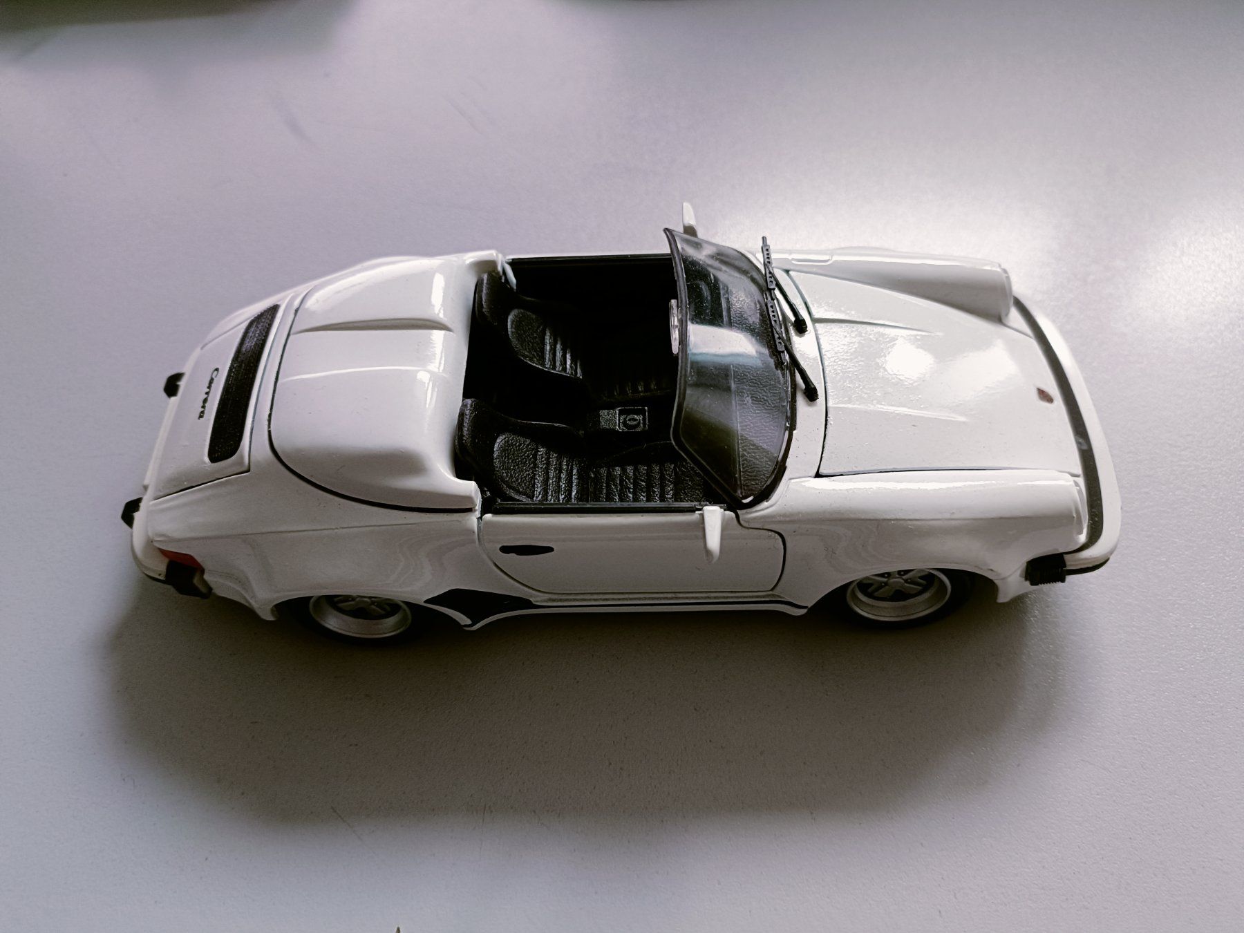 Porsche Modellini d'auto: Porsche 911 Weiss Cabriolet – Usato da Niederrohrdorf venduto da privat23