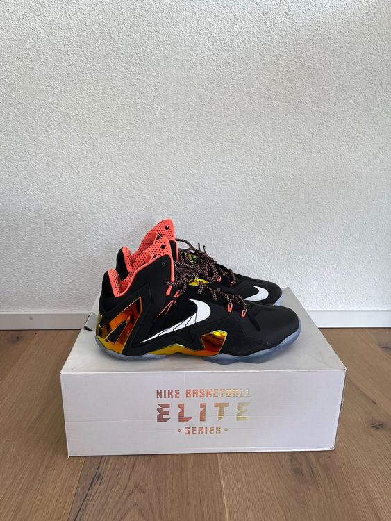 Lebron 11 elite hot sale black gold