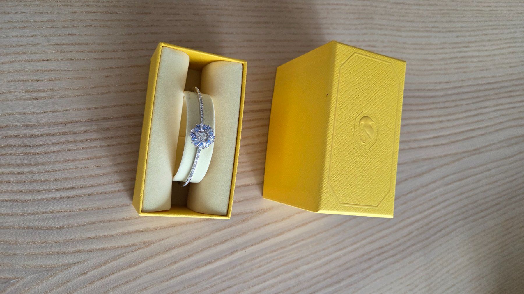 Bracciali & Braccialetti: Swarovski Armband – Usato da Emmenbrücke venduto da Crabtree13