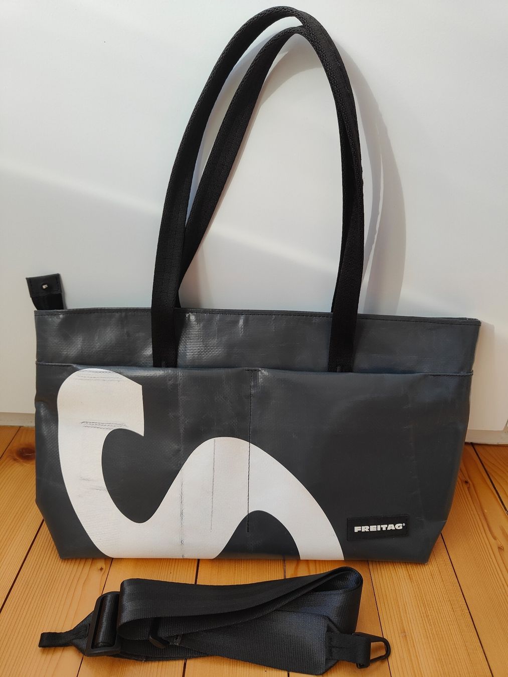 Freitag Borse: Freitagtasche Sterling F560 – Usato da Winterthur venduto da 1rainbow54