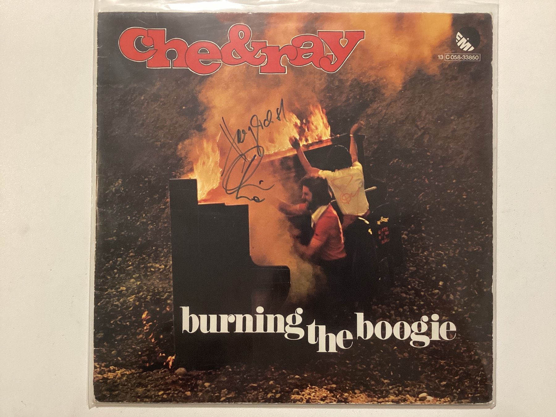 Dischi in vinile: Che & Ray LP - Burning Boogie (mit Autogramm) – Usato da Gutenswil venduto da Hamzian