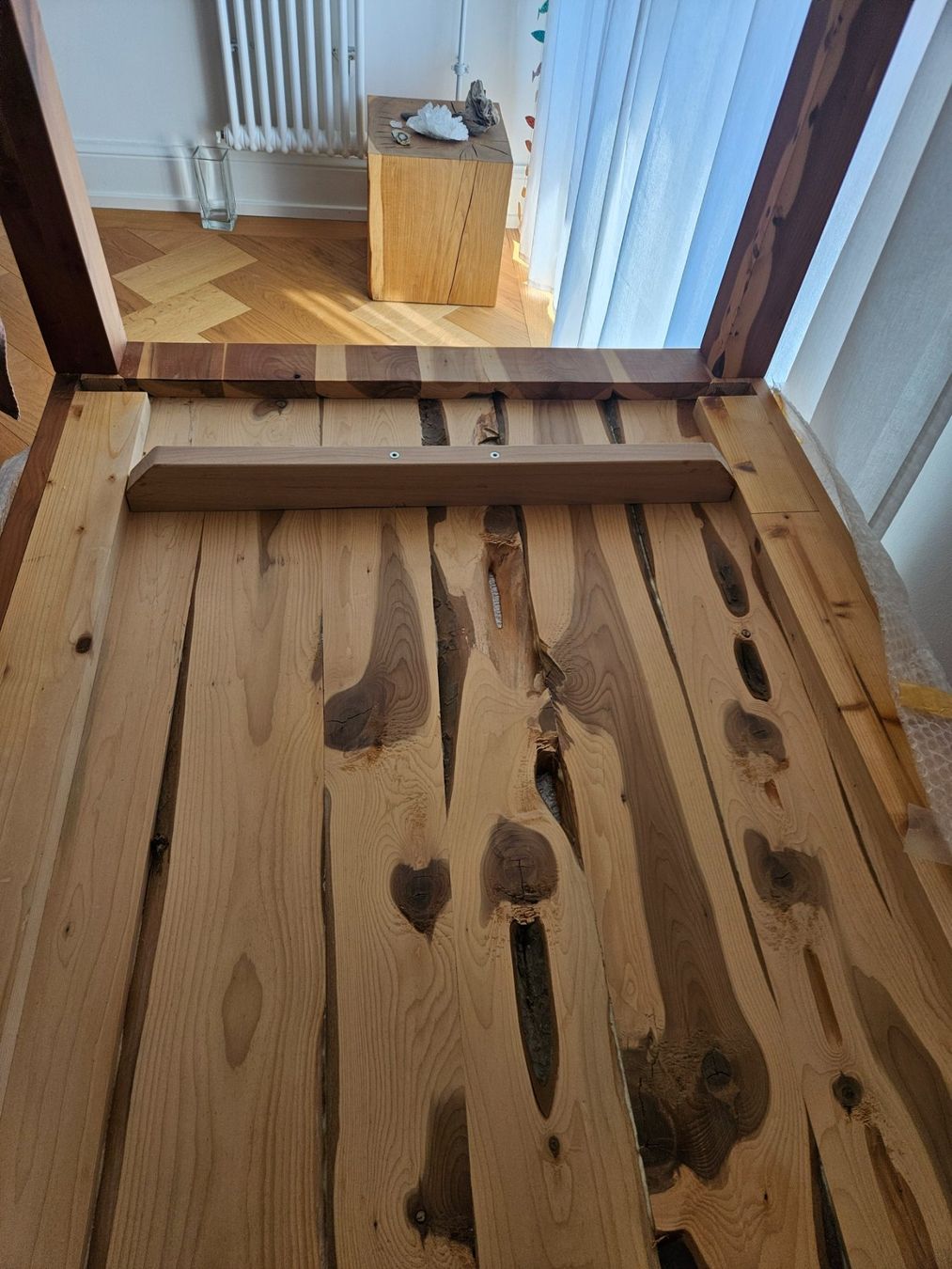 &Tradition Tables: Einzigartiger Tisch aus Eibenholz – D'occasion à Brienz BE par dabene 4