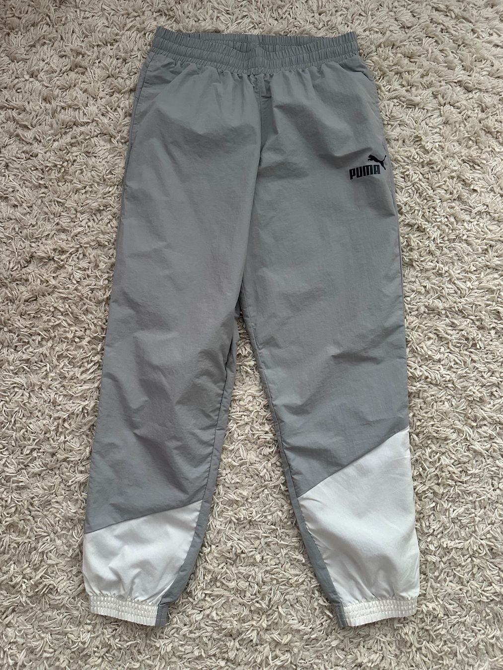 Puma Pantalons: Puma Hose Gr.M – Neuf avec emballage d'origine à Bern par BrandVilla