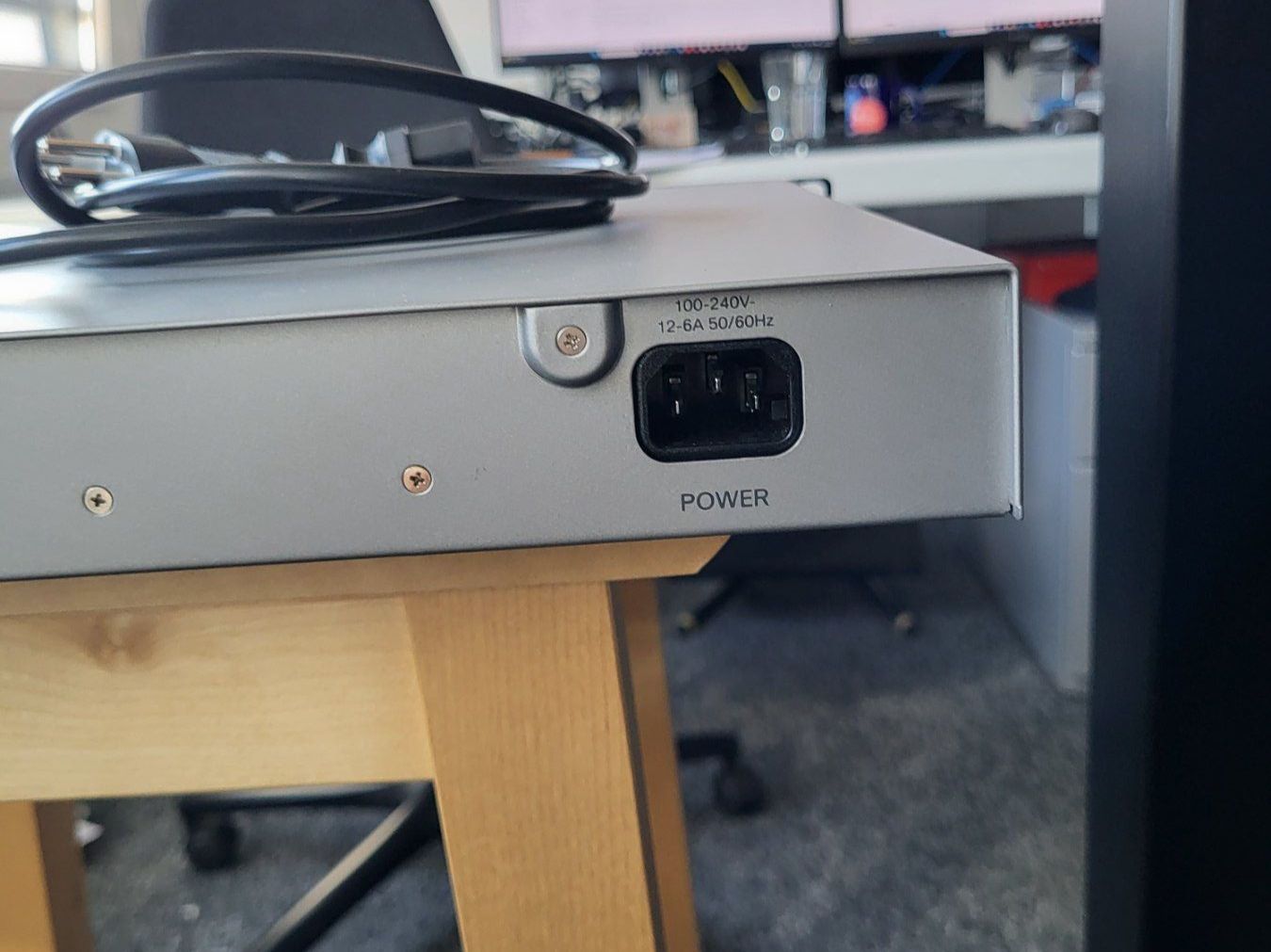 Cisco Hub & Switch: Cisco SG500X-48MP Switch – Usato da Rümlang venduto da Greenliff 3