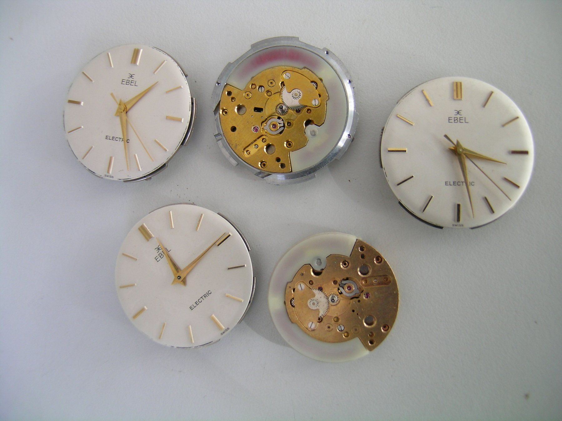 Orologi: Landeron 4750: 5 unkomplette, defekte Uhrwerke – Nuovo (secondo la descrizione) da Grenchen venduto da esa-9162-9164