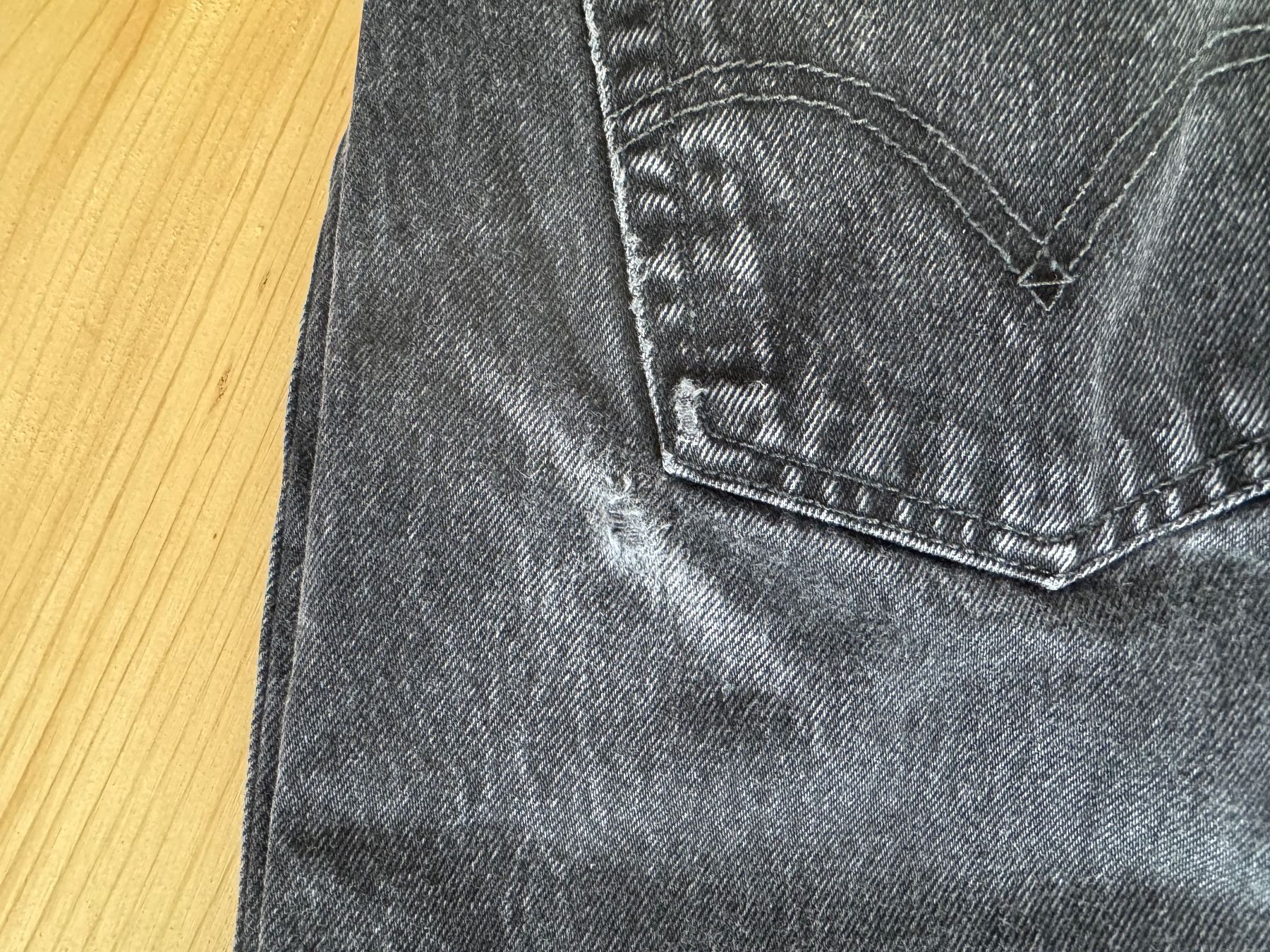 Levi's Jeans: Levis 501 denim W34 L32 – Usato da Neuchâtel venduto da _Easy_to_Find_ 9