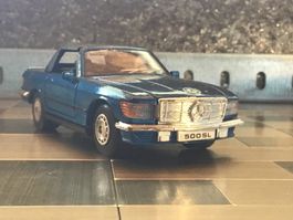 CLASSIC SPORTSCAR MERCEDES BENZ 500 SL