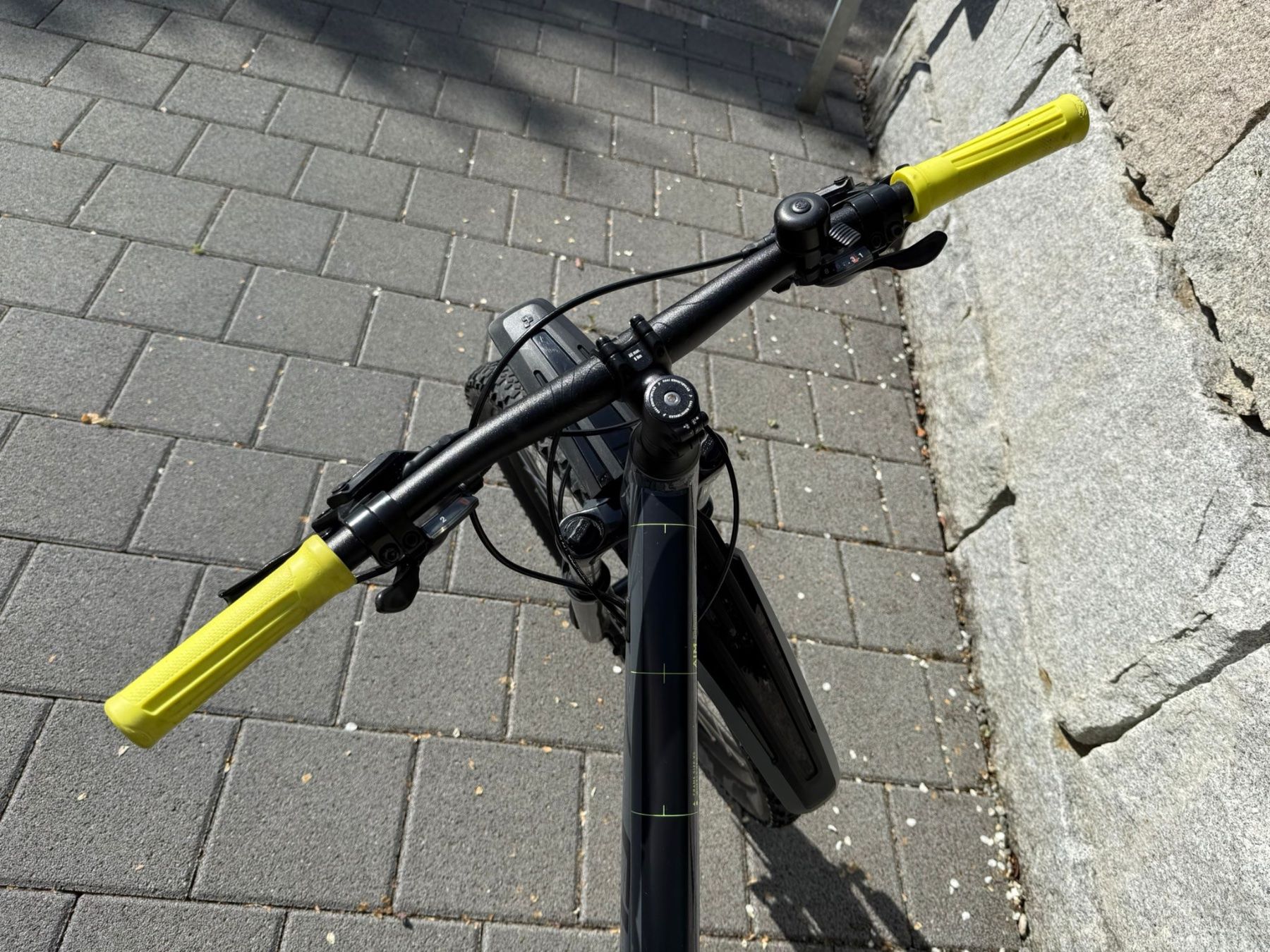Cube Velos: CUBE Kinder MTB 14 Zoll grau/gelb – Gebraucht aus Sissach von tapasu 5