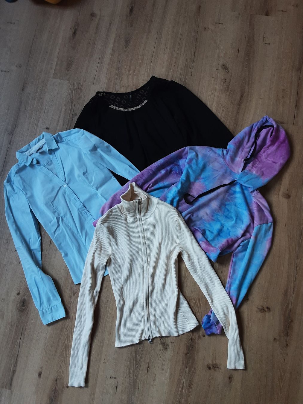 Lotti di vestiti: Damen Kleiderpaket, Grösse XS – Usato da Altdorf UR venduto da Brandli