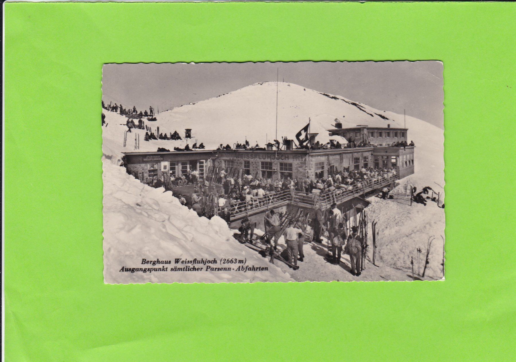 Cartoline postali: Berghaus Weissfluhjoch-belebt – Usato da St. Peterzell venduto da neckertal
