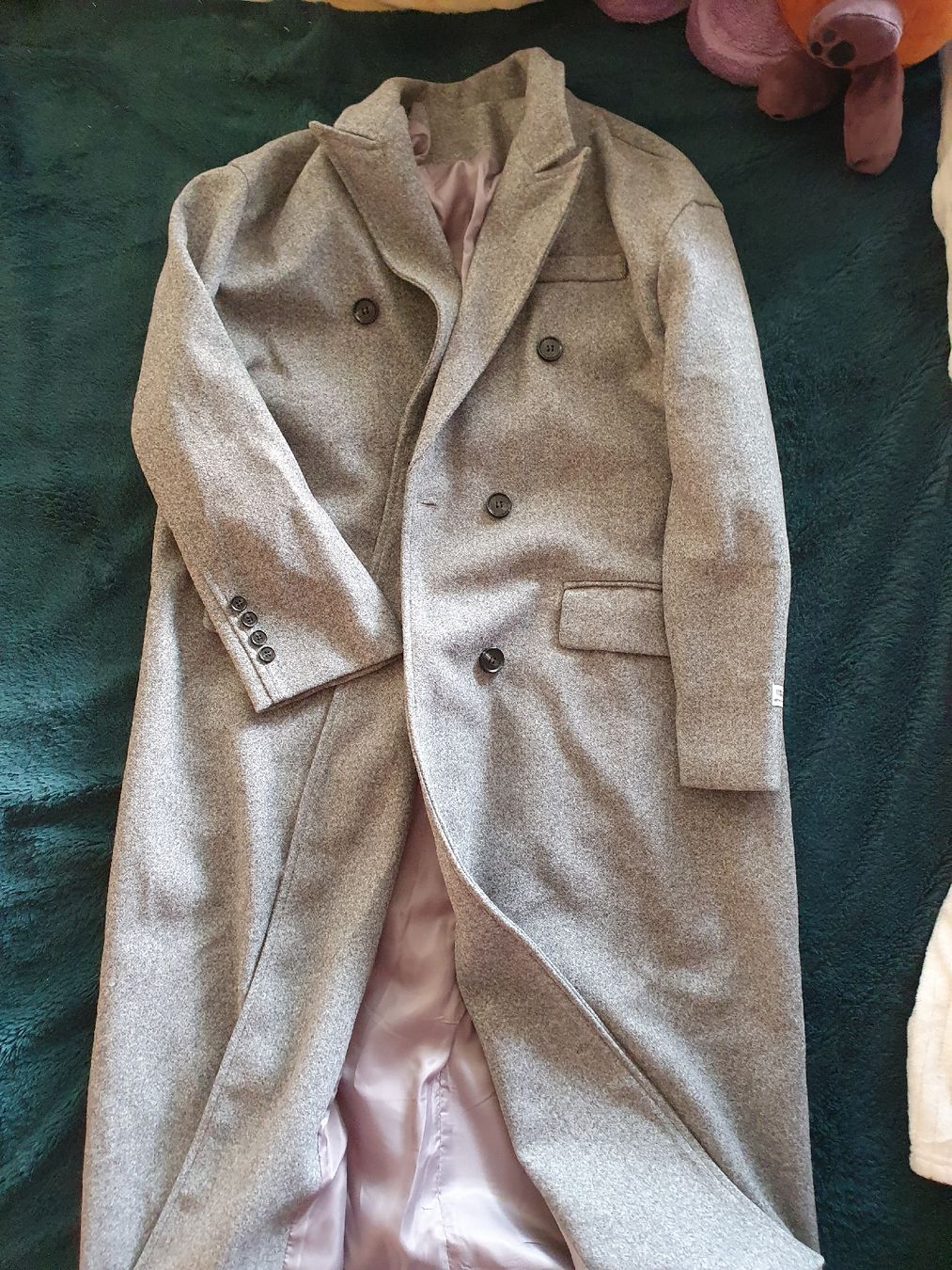 Cappotti: Manteau long gris, avec boutons noir. – Nuovo (secondo la descrizione) da Prilly venduto da Framboise.2000