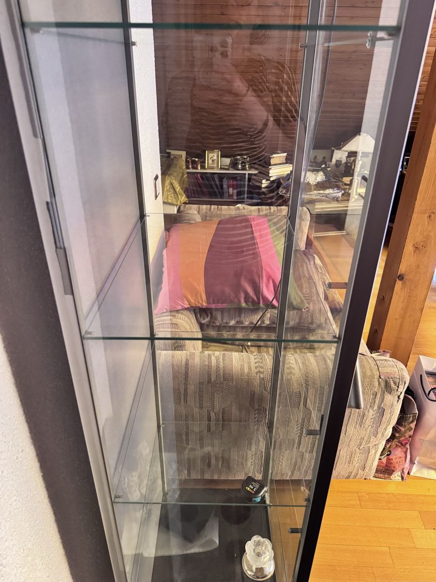 Vetrine: Glasvitrine mit Licht – Usato da Bern venduto da Cardi11 1