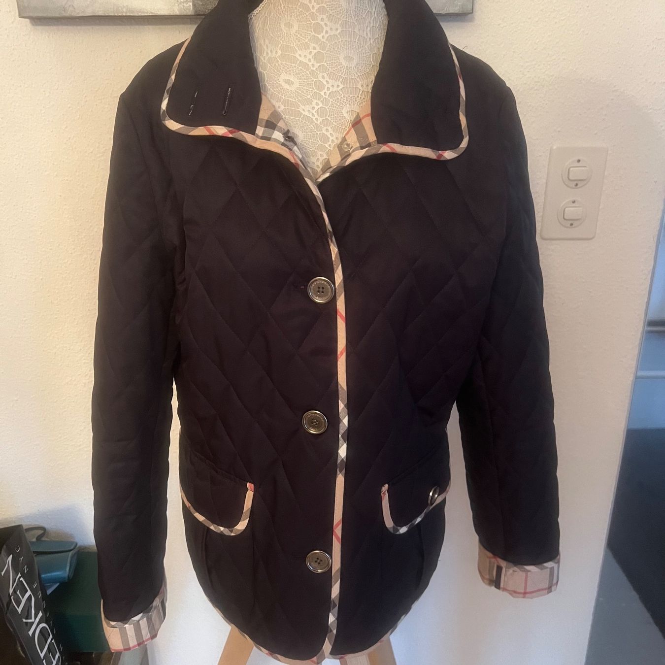 Burberry Jacken: BURBERRY BRIT Leichte Steppjacke gr.L – Gebraucht aus St. Gallen von