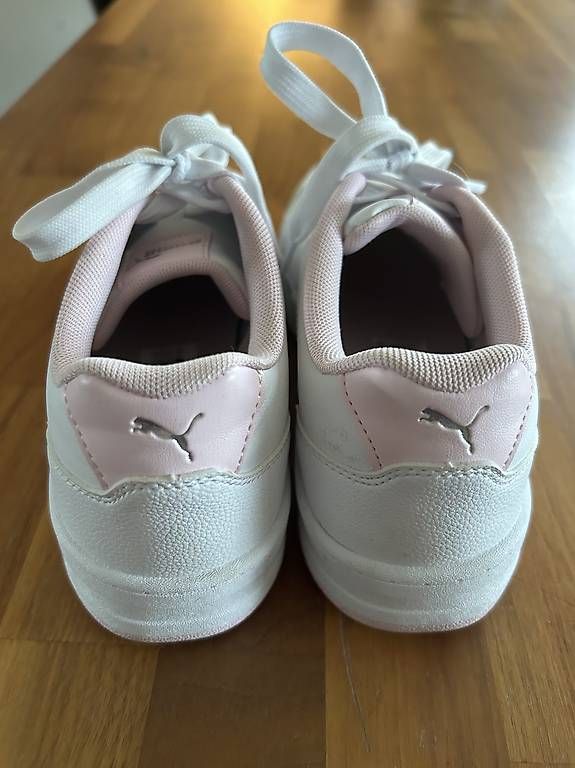 Puma Scarpe da donna: Puma Sneaker 38 – Usato da Ruswil venduto da Filou44 1